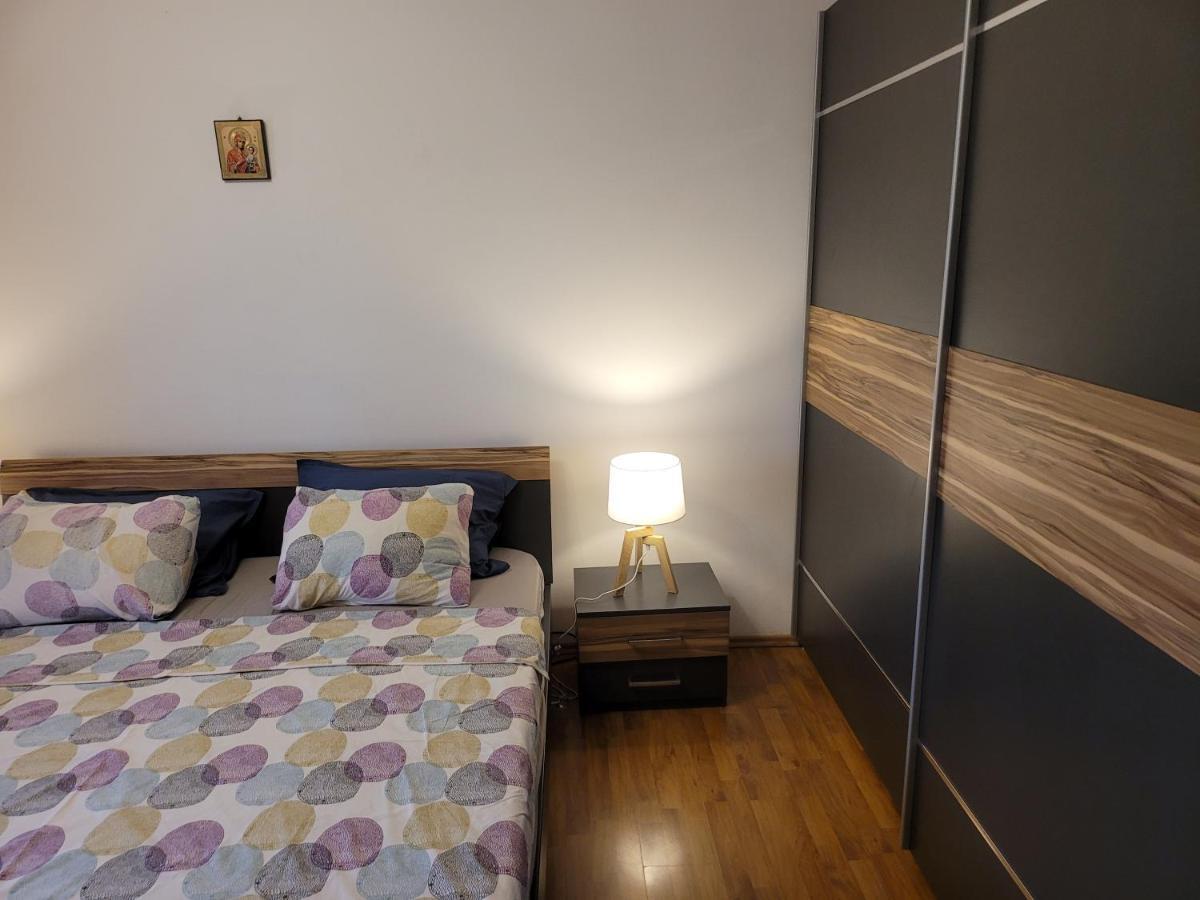 Apartment Quiet, Relaxing, Family Friendly Bucharest