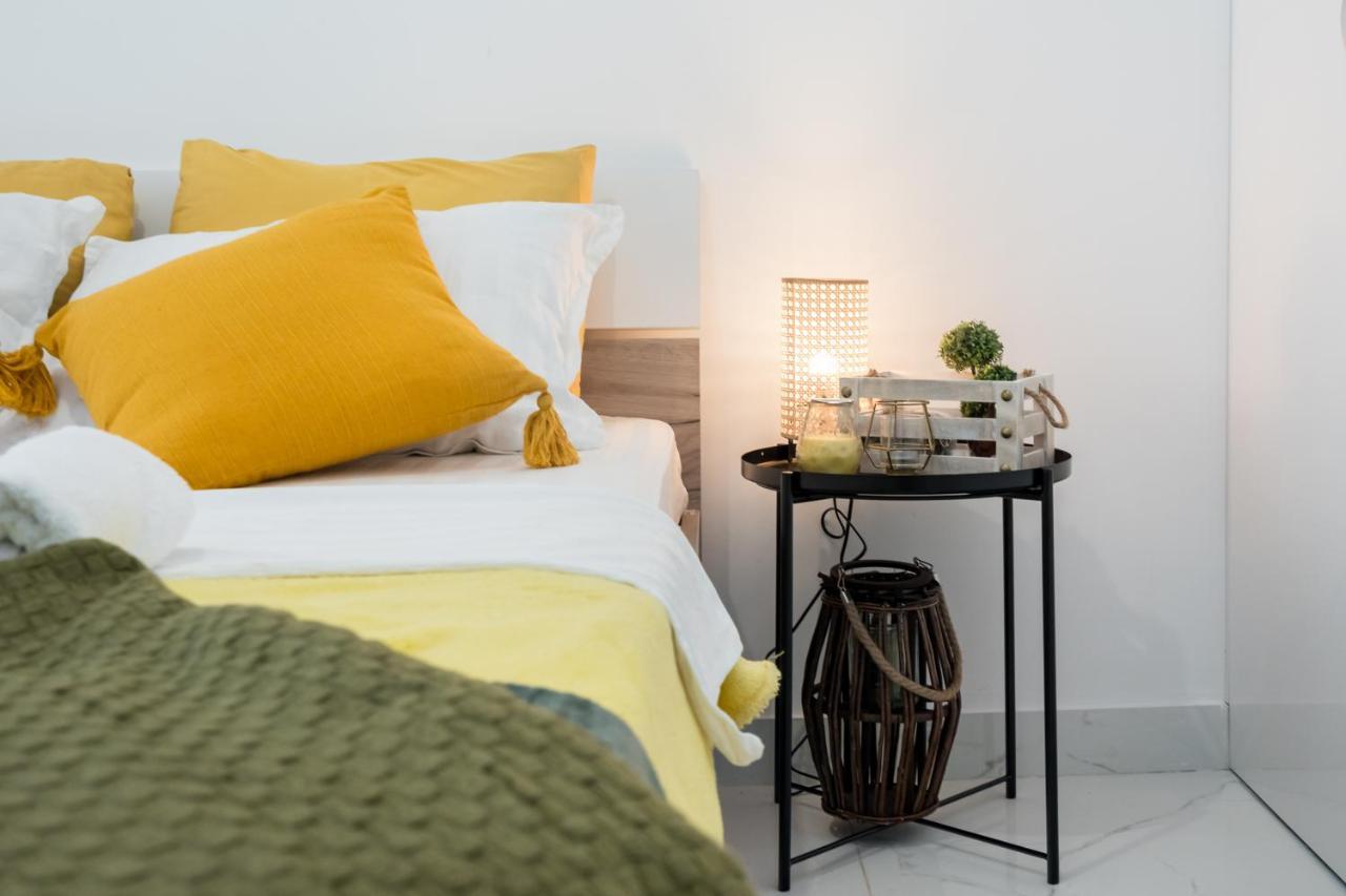 Light-monza-unirii Apartment *