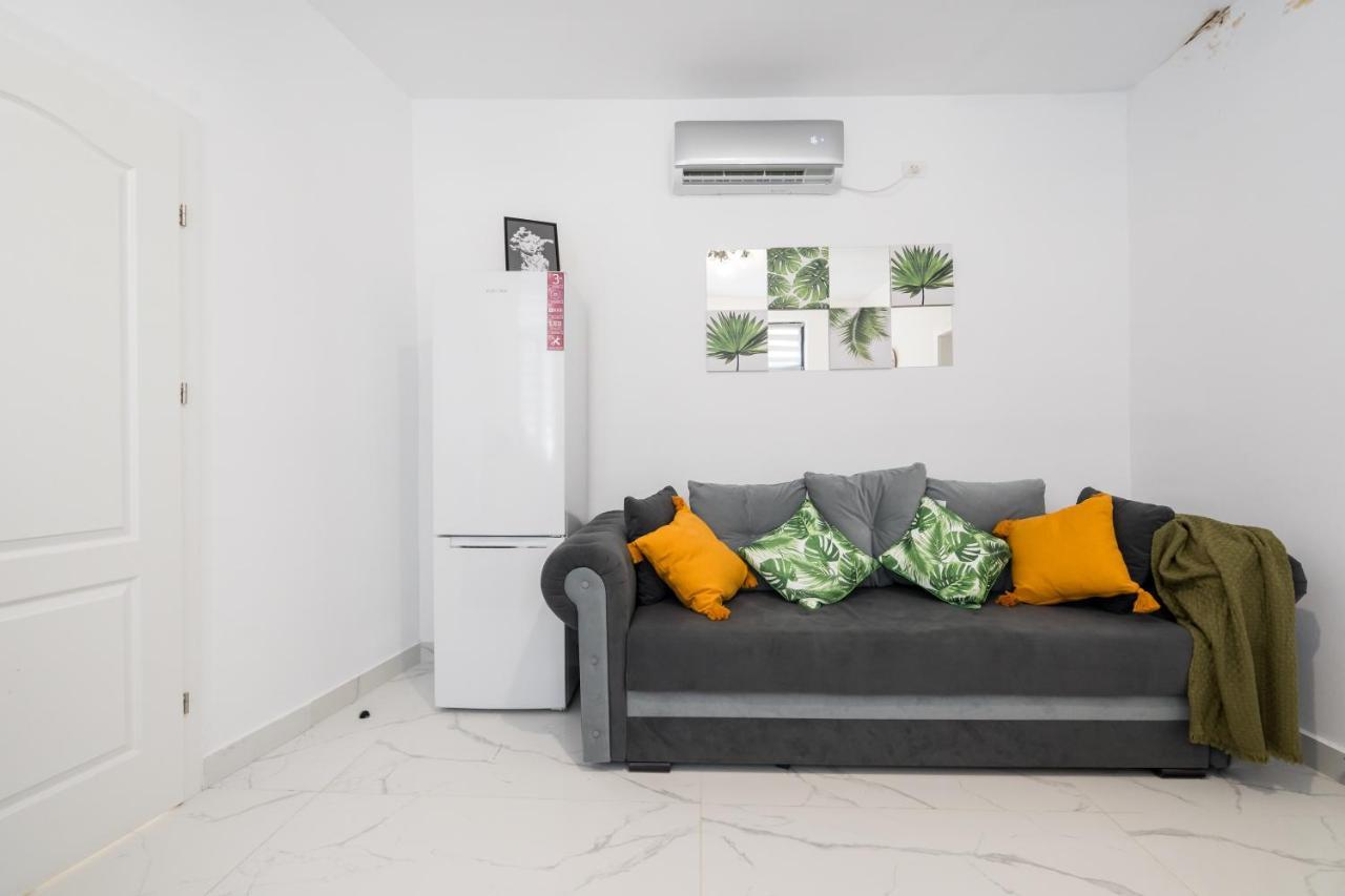 Light-monza-unirii Apartment