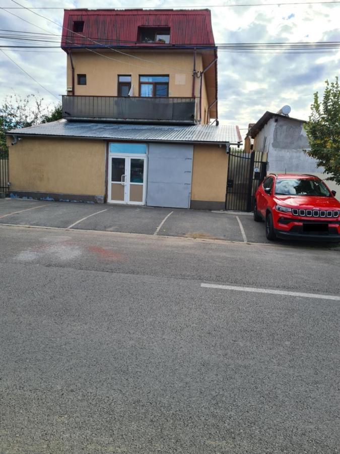 Ogadugu Homestay Bucharest