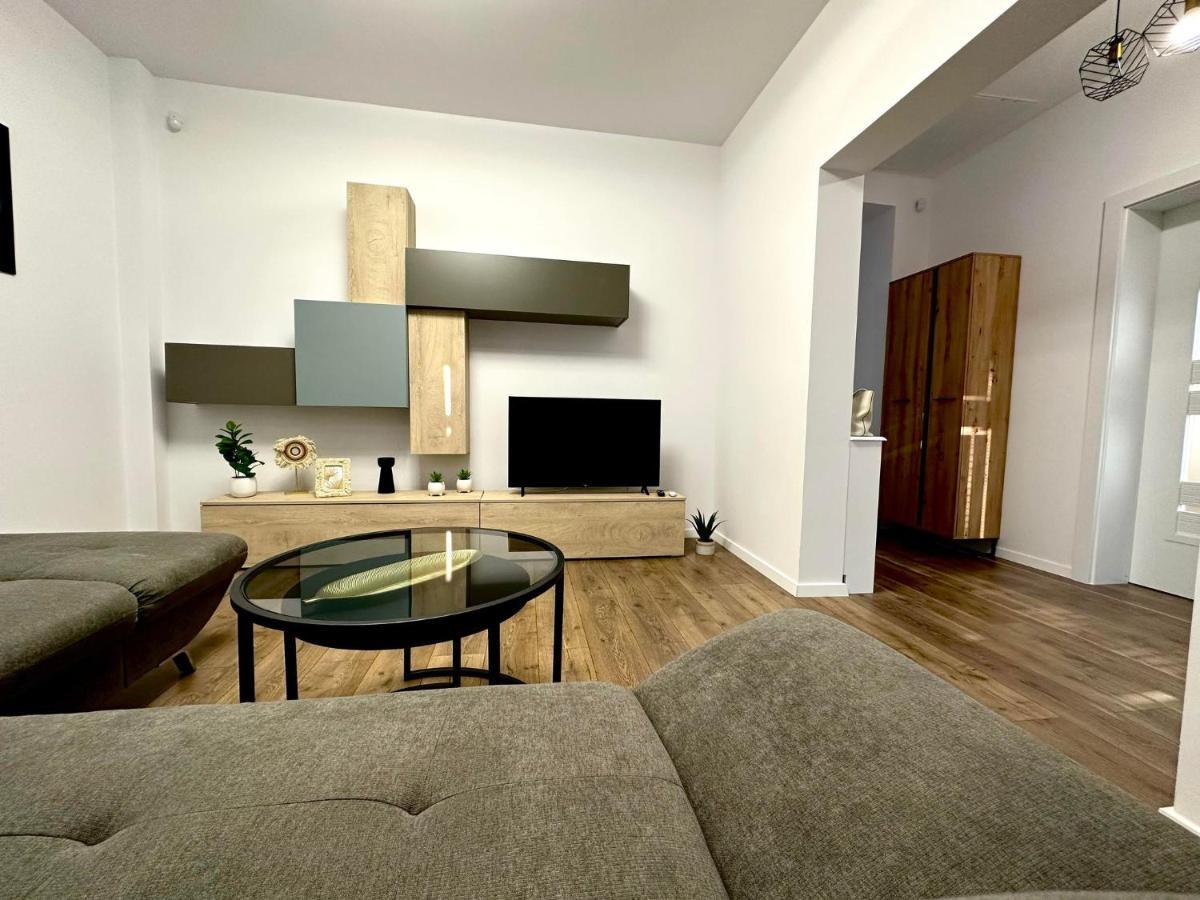 Xox House & Garden Villa