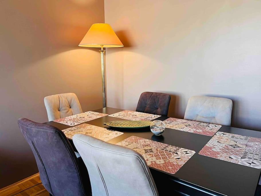 Central Royal Luxury Flat With 2 Bdr & 2 Balconies *