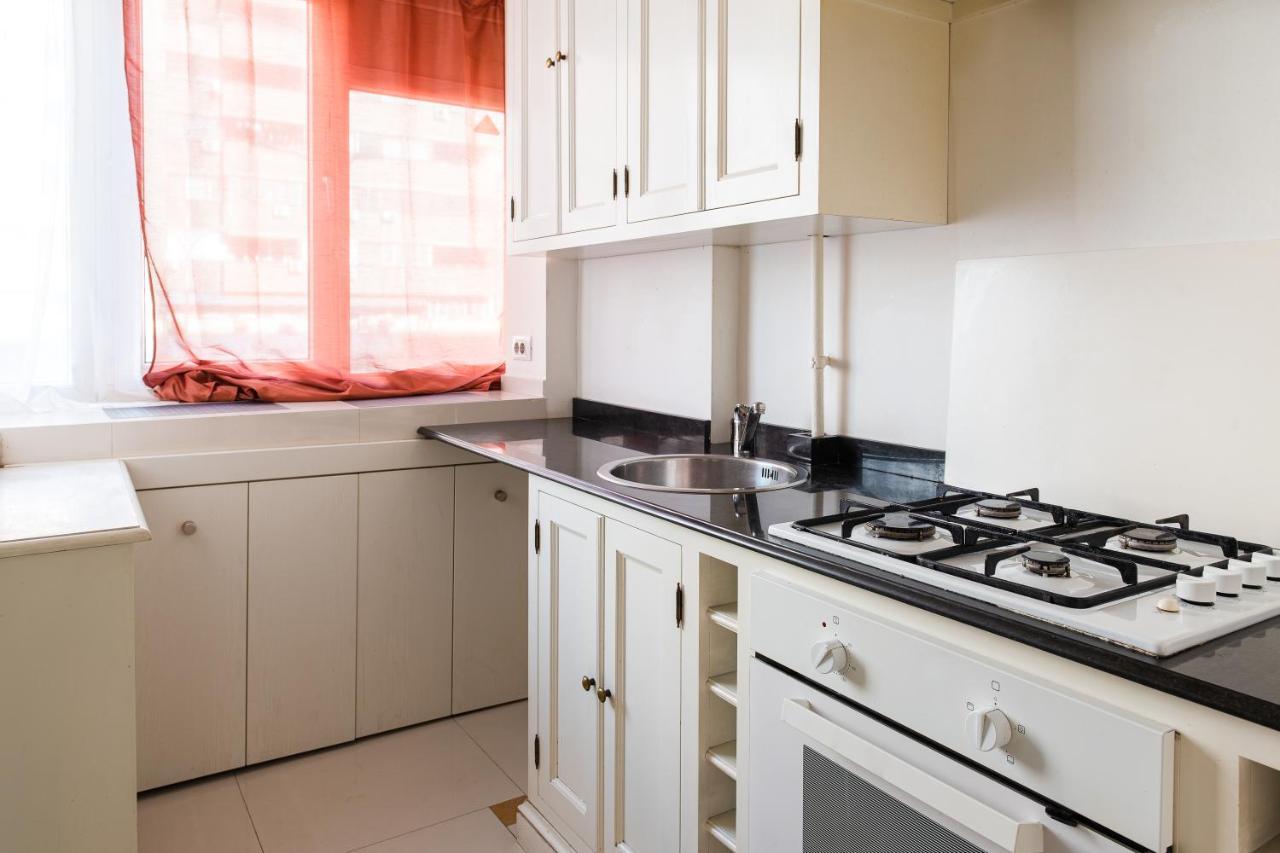 Apartment Down Town 1br W Self Check In Bucharest