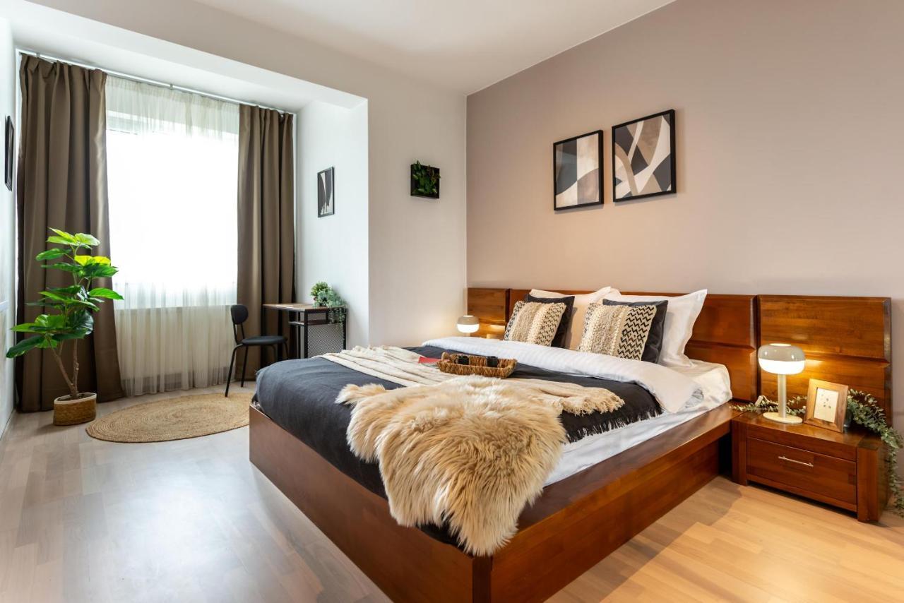 Apartment Long Heaven - Comfortable & Spacious In Baneasa Bucharest