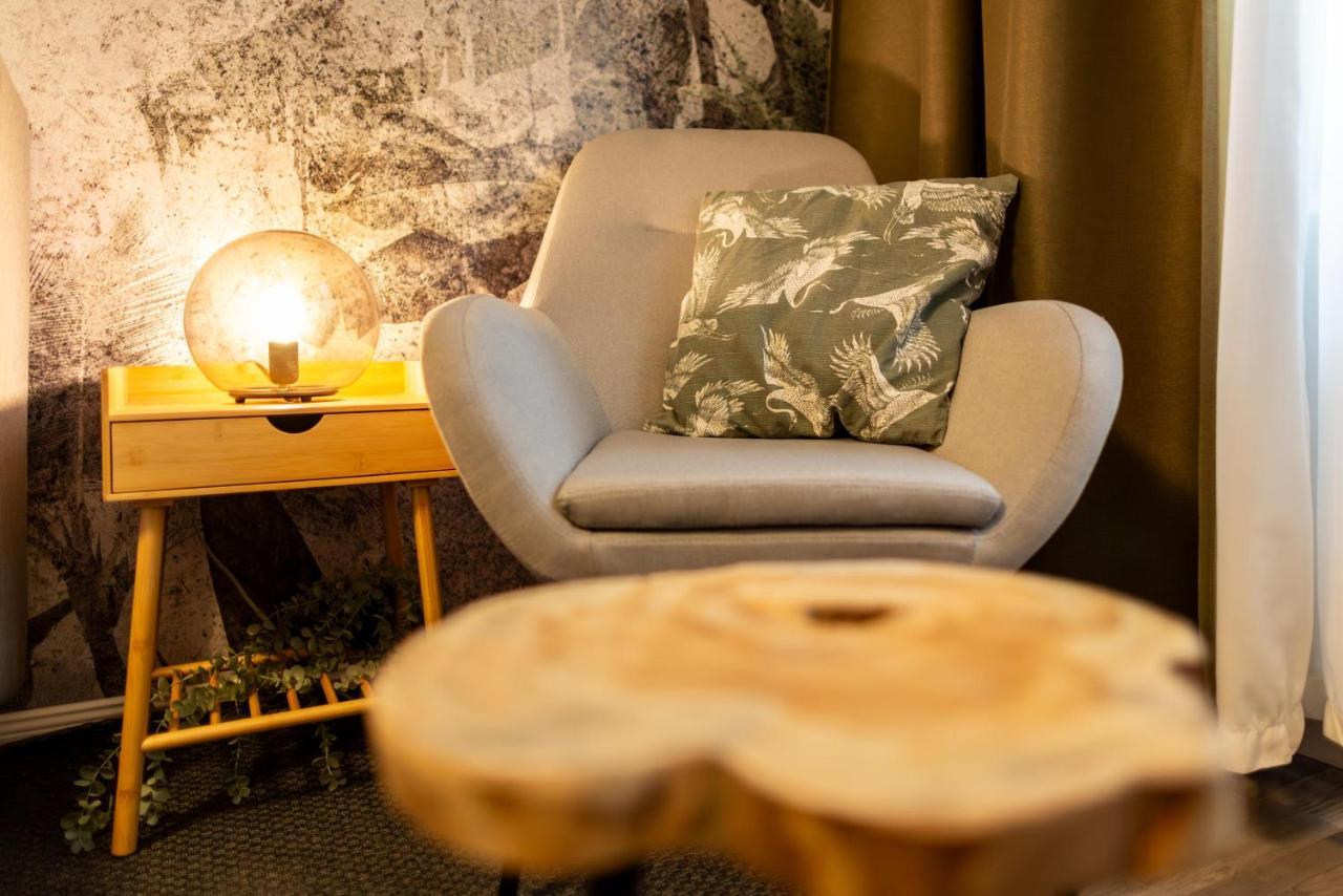 Apartment Charming With Parking - The Perfect Getaway *