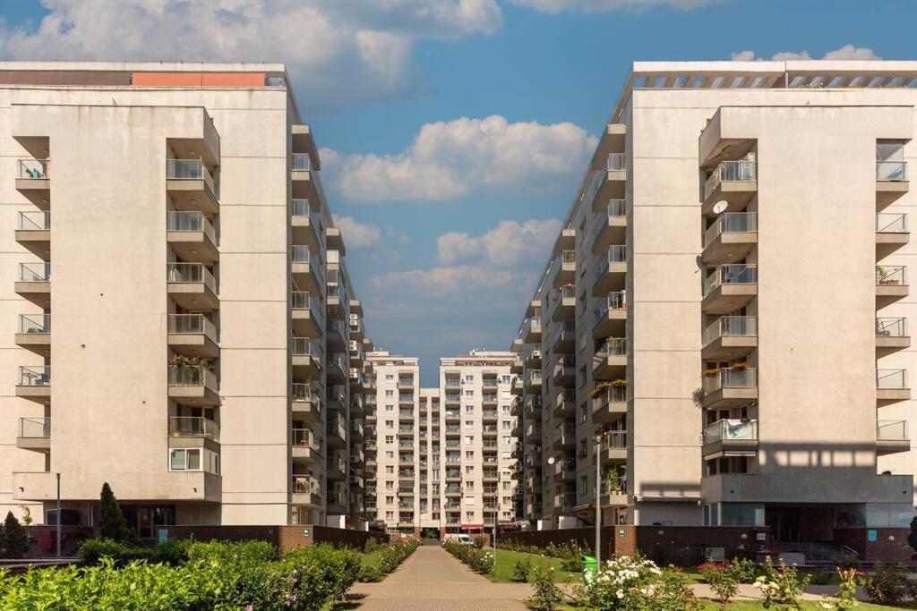 Mima Comfort, Free Guarded Private Parking And Gym Bucharest