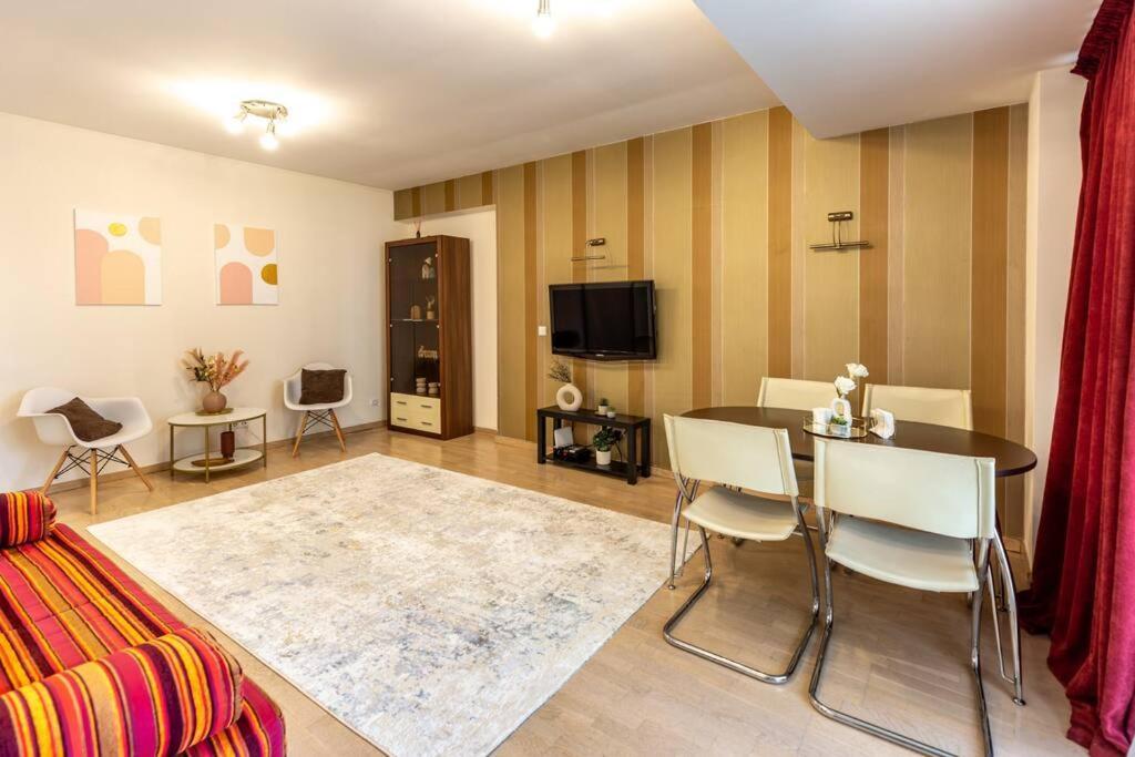 Apartment Mima Comfort, Free Guarded Private Parking And Gym *