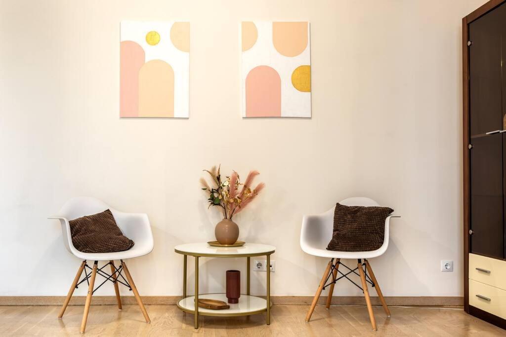 Mima Comfort, Free Guarded Private Parking And Gym Bucharest