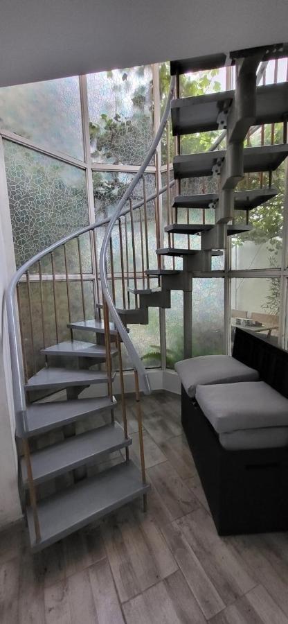 Cotroceni Upstairs Apartment