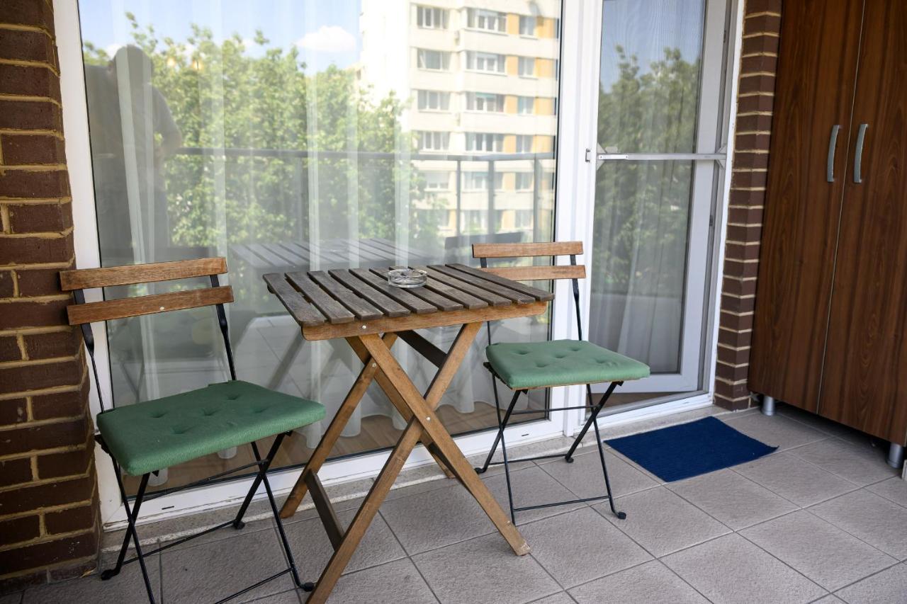 Apartment Eme-rose Condo, Free Guarded Parking & Gym