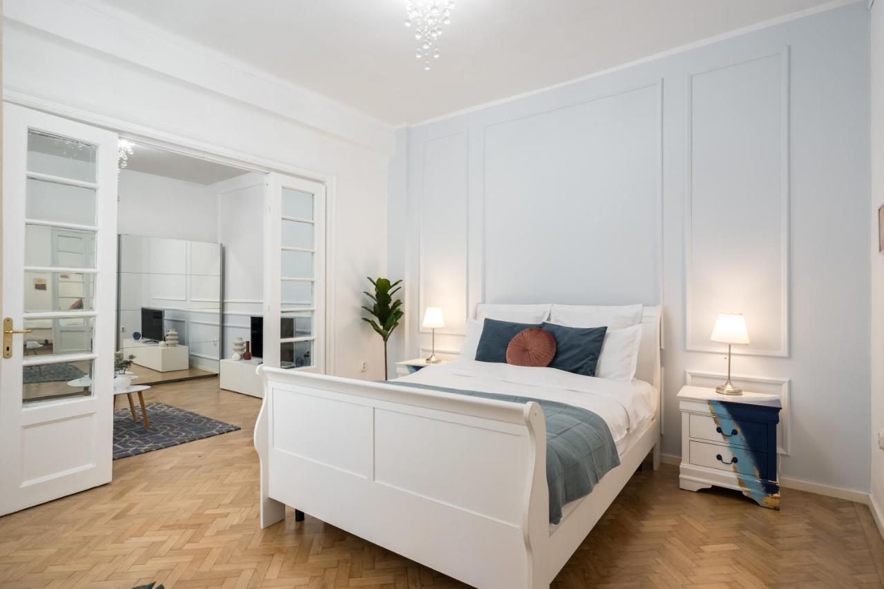 Apartament Athenee Parisian