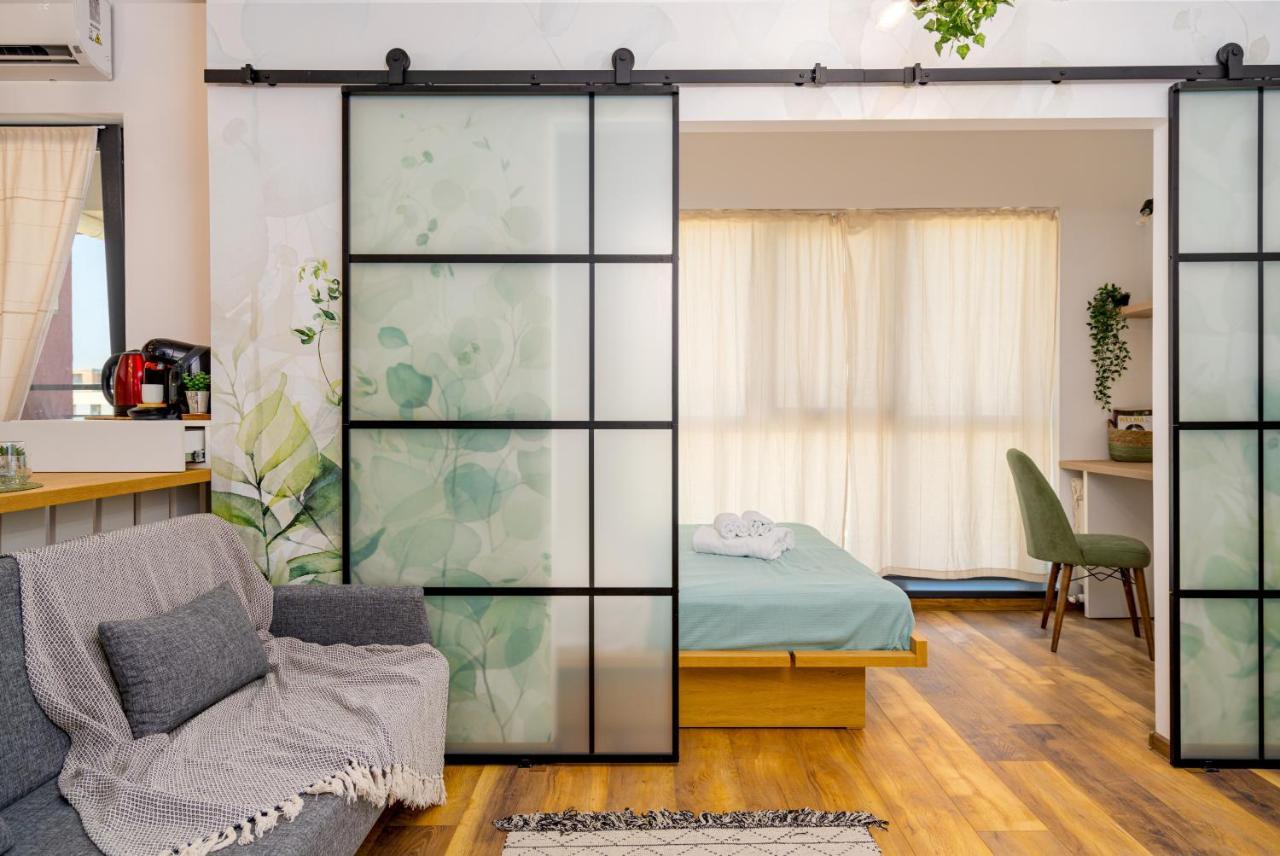 Botanic Nest Panoramic Apartment Bucharest