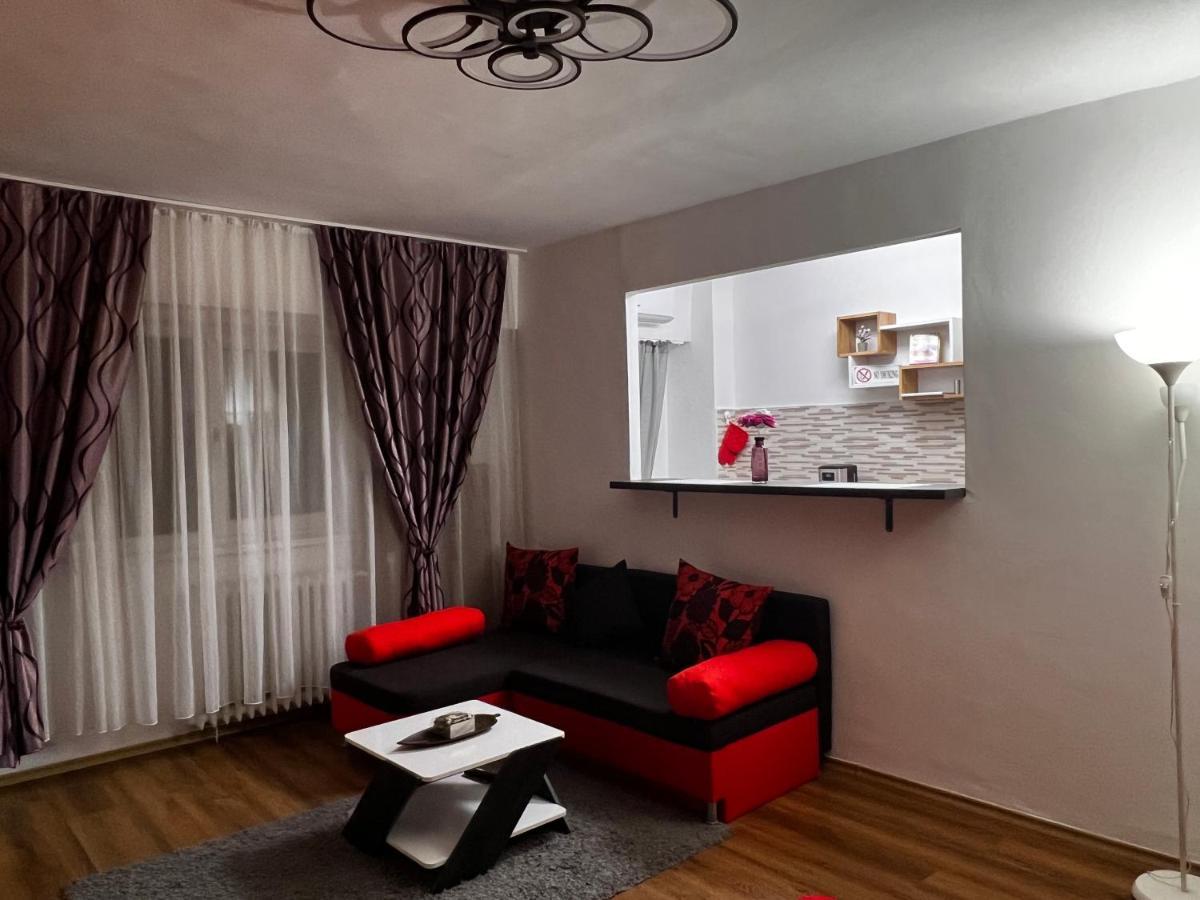 Apartment Crisshome1 *