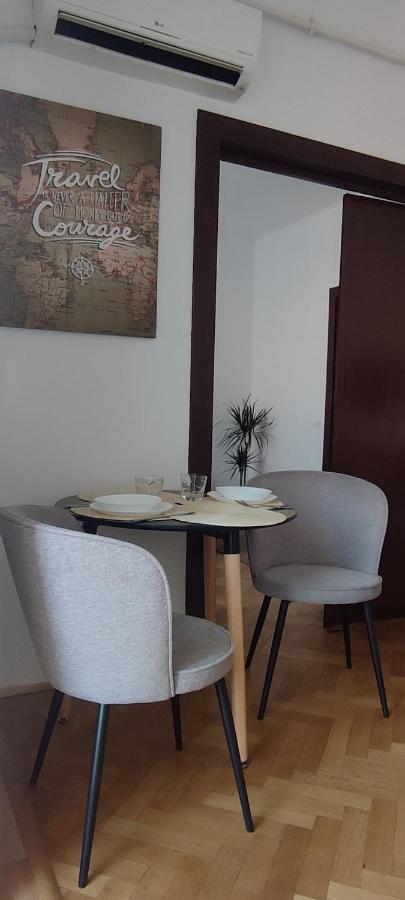 Apartament Historic Centre Romana. Bucureşti