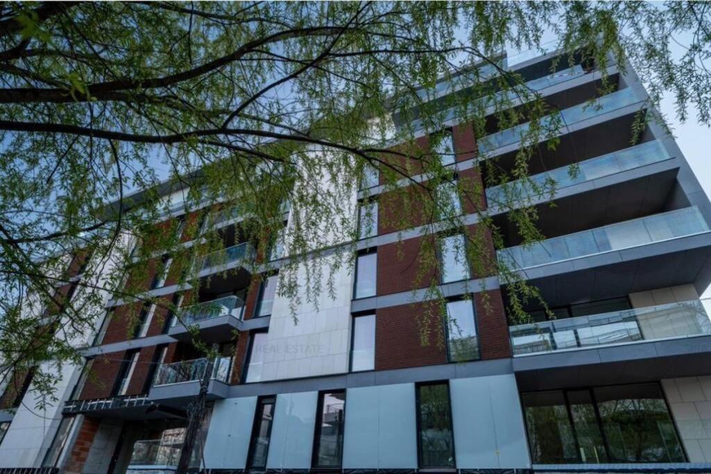 Apartment One Herastrau Vista 2 Bedrooms With View