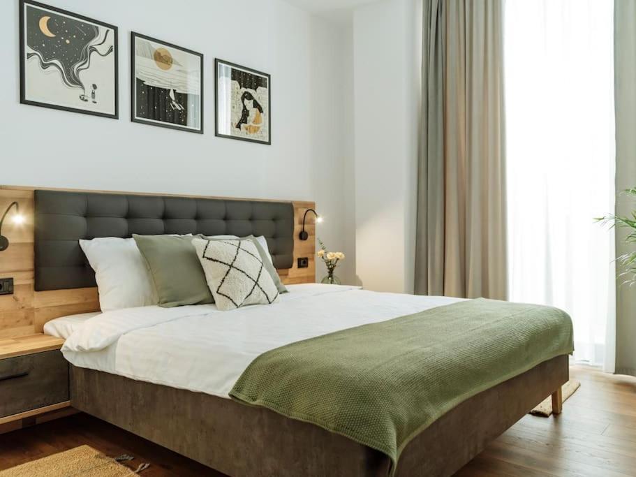Apartament 1 - New Building & Parking Bucureşti