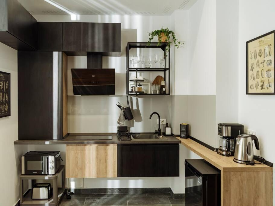 Apartament 1 - New Building & Parking