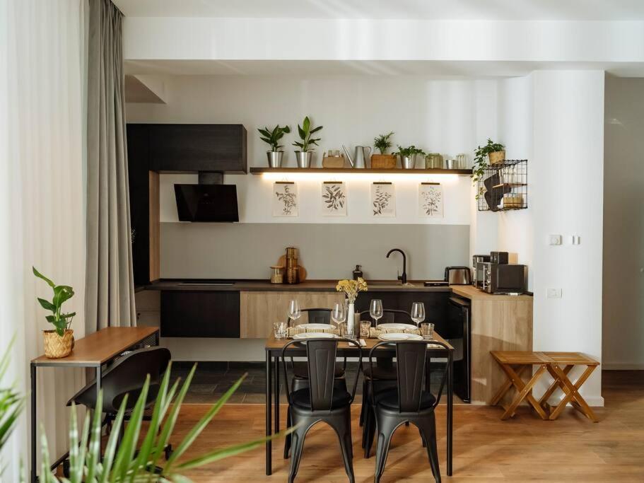 3 - New Building & Parking Apartment