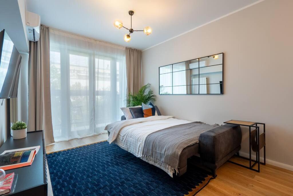 Apartment Bright & Calm - 2br - Location Bucharest