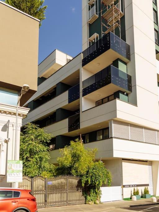 2 - New Building & Parking