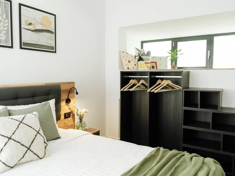 2 - New Building & Parking Apartment Bucharest