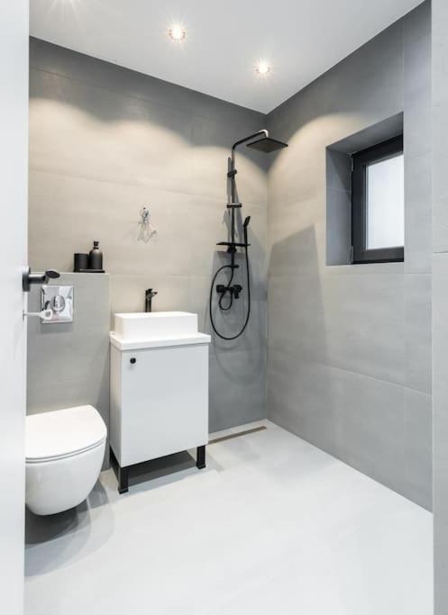 Apartment Bright & Calm - 2br - Location Bucharest