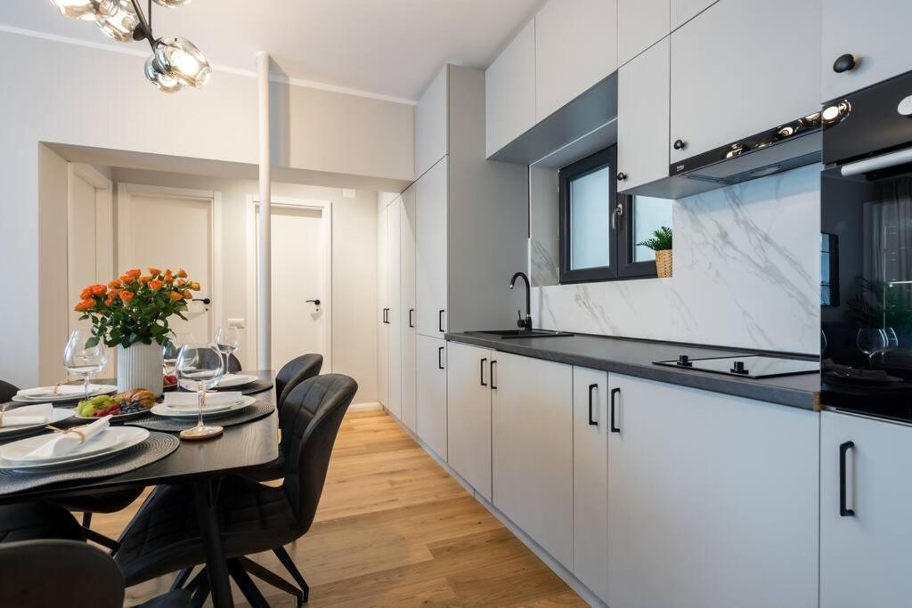 Apartment Bright & Calm - 2br - Location