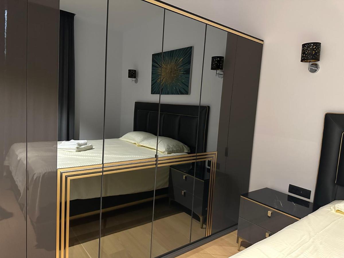 One Herastrau Vista 2 Bedrooms With View