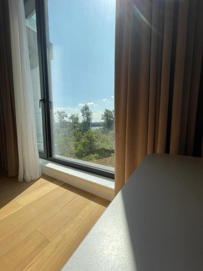 One Herastrau Vista 2 Bedrooms With View Apartment *