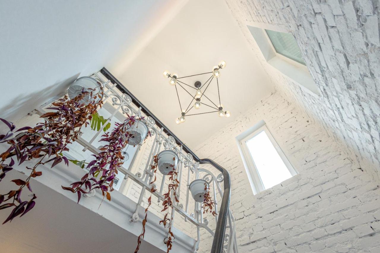 First Bucur 21 Hostel