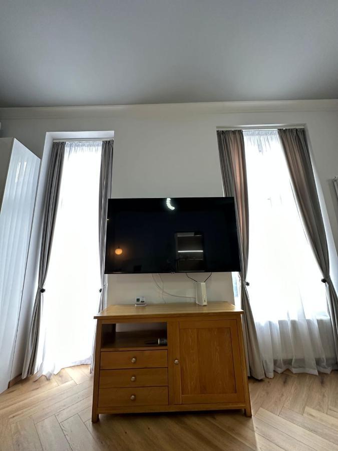 Oyster Flat Victoriei Apartment Bucharest