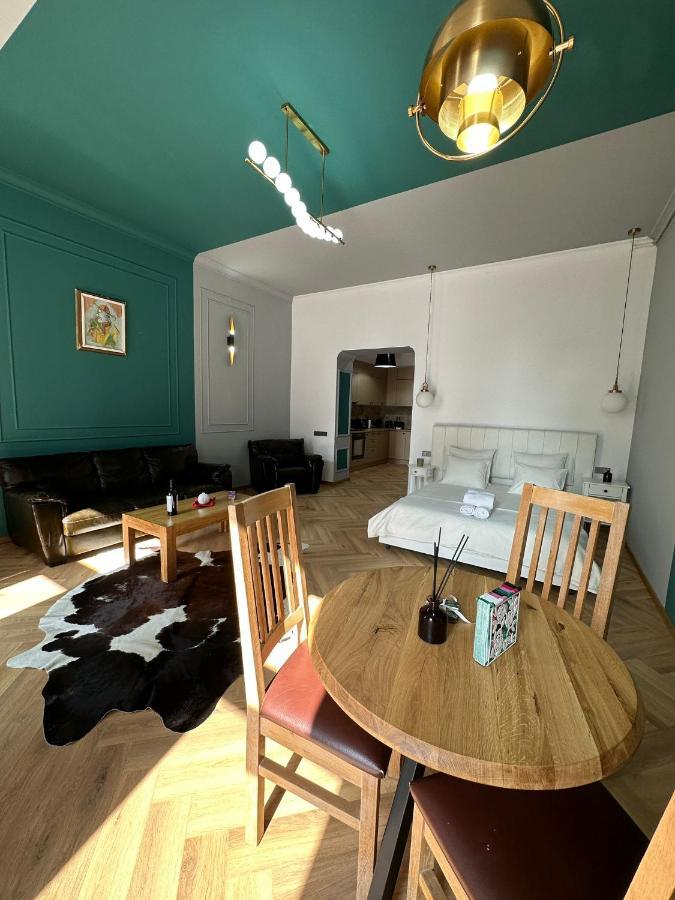 Apartment Oyster Flat Victoriei Bucharest