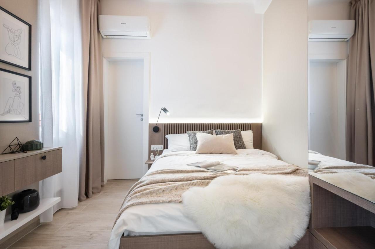 Old Town Deluxe Apartament Bucureşti