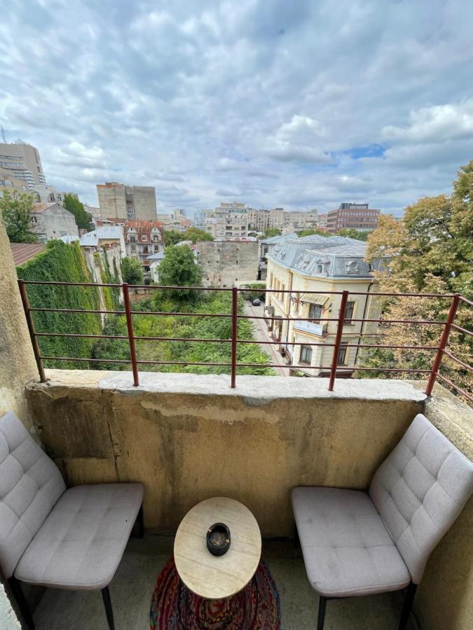 Apartment Colorful Flat In The Middle Of The Bucharest