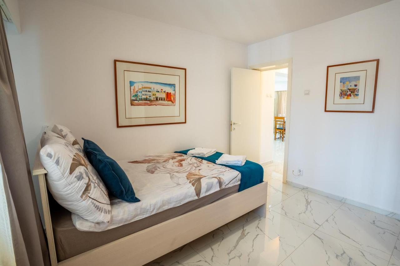Apartament Quiet Marble With Free Parking Spot Old Town