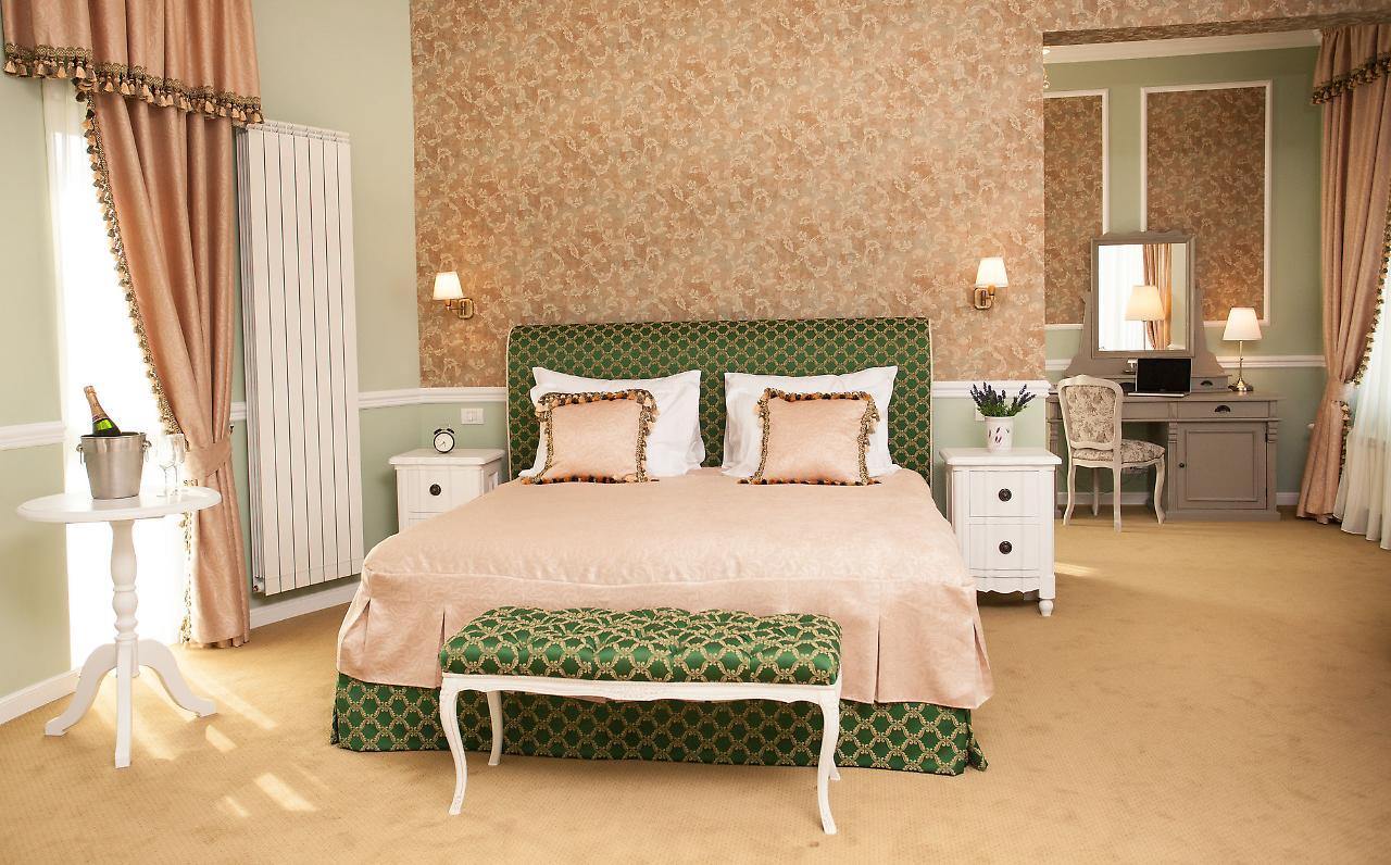 Boutique Lafayette 4* Bucharest