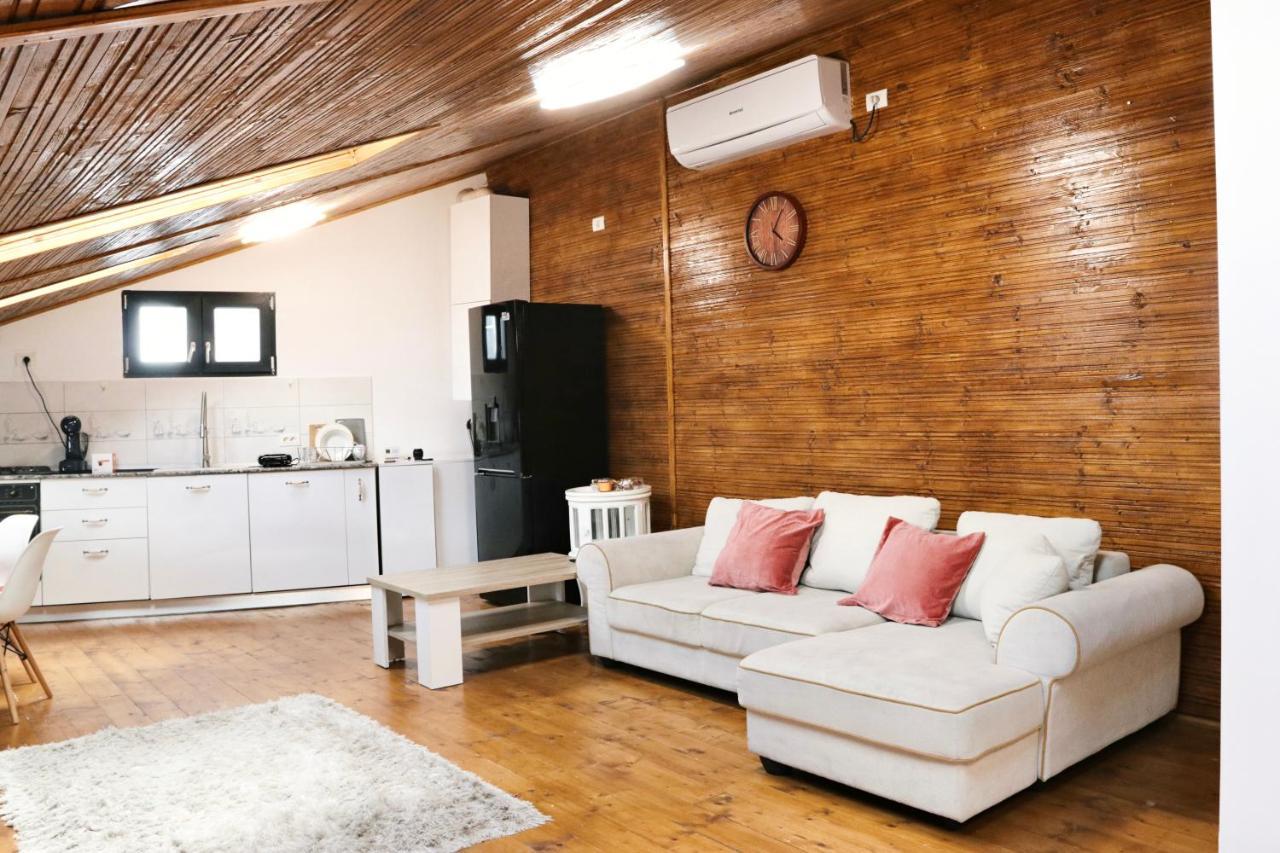 Apartment Mansion 10 *