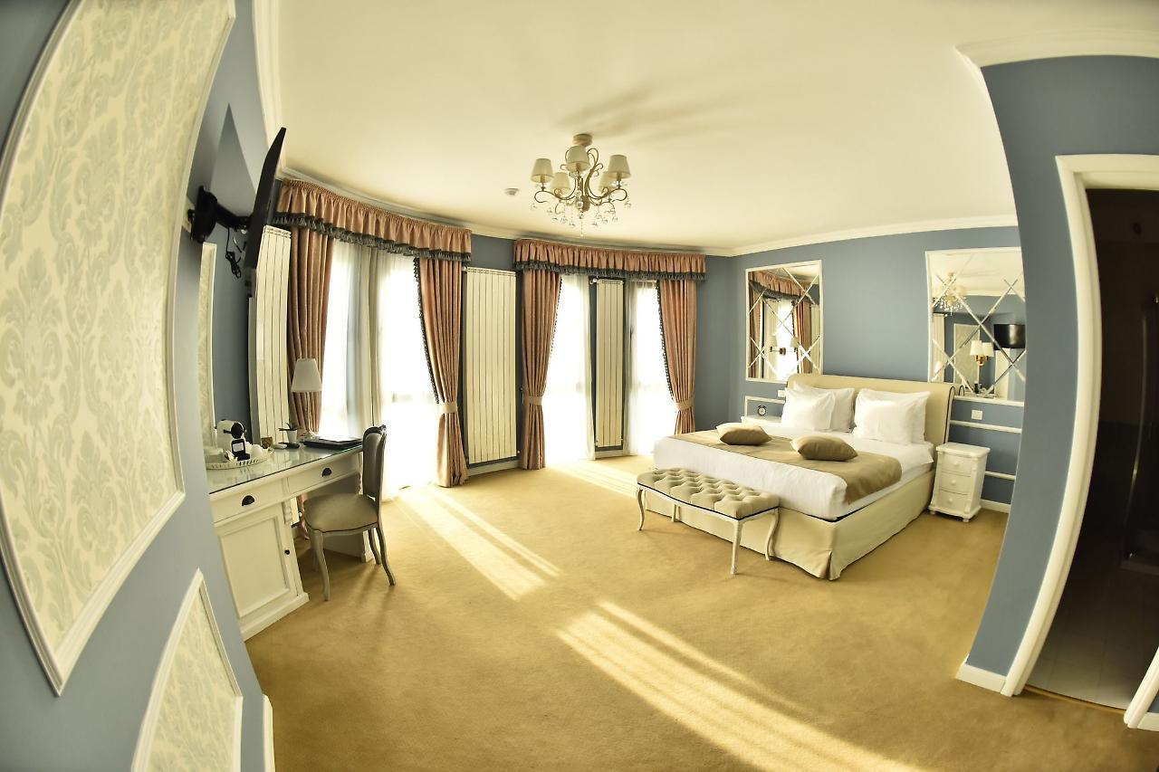 Boutique Lafayette Bucharest