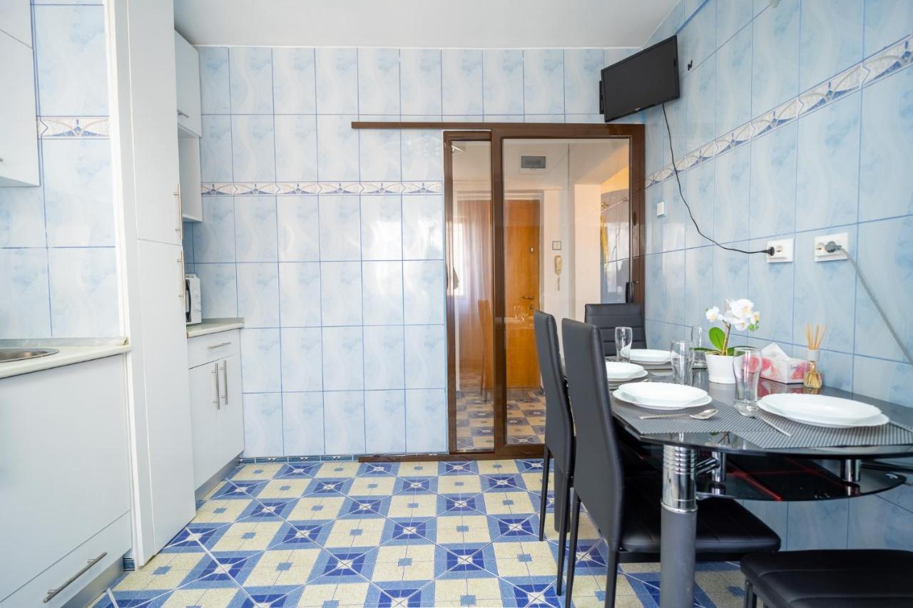 Serene 1br With Workspace Bucharest
