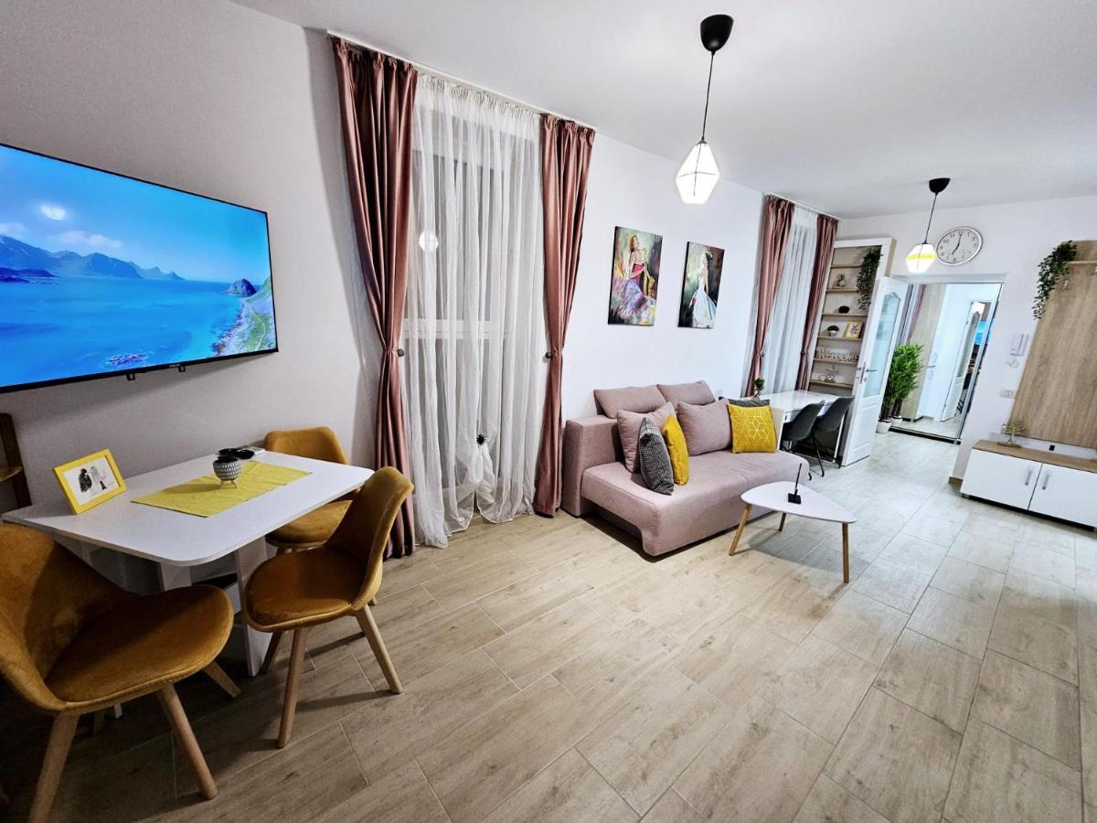 Lovely New Balcony Cismigiu Park - Pop5 * Bucureşti
