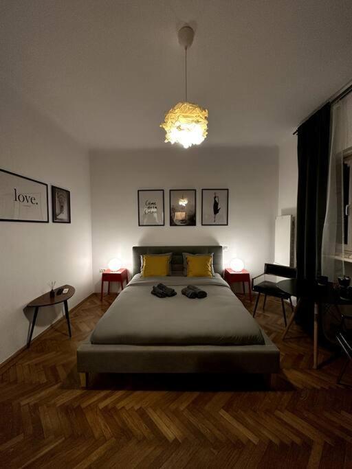 Cozy City Centre Studio Apartment Bucharest