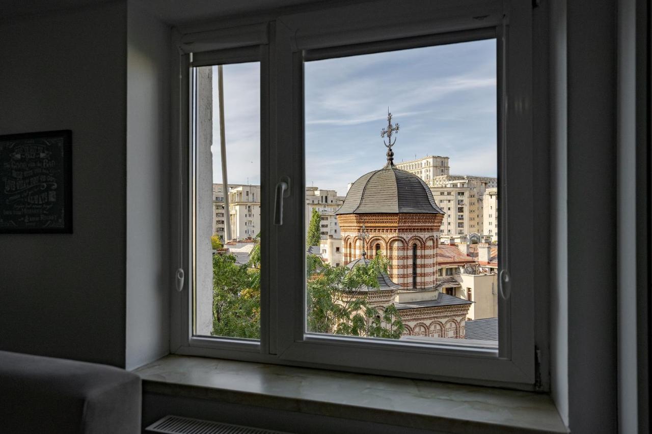 Old Center River View-4br-parliament-metro-park Apartment *