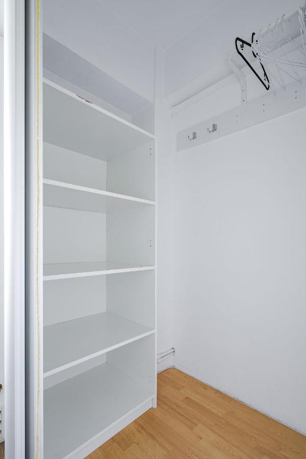 Apartment Old Center River View-4br-parliament-metro-park Bucharest
