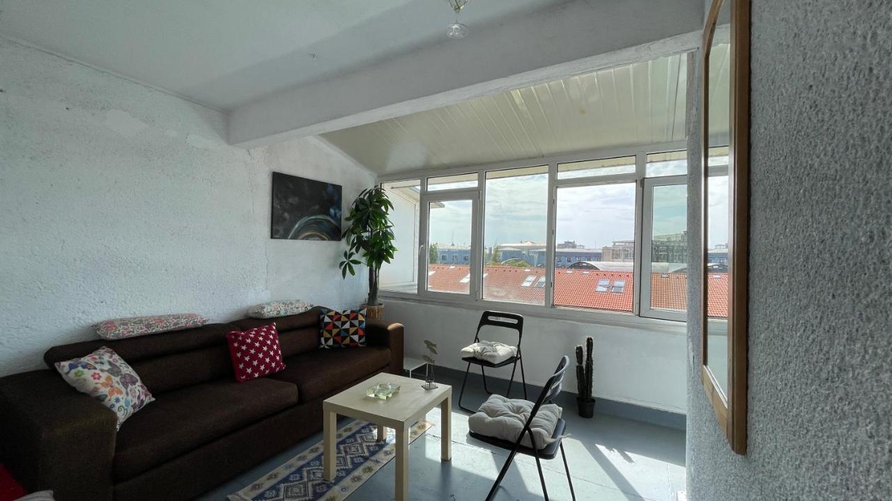 Apartment Terrace Balcony Downtown Delight Old Town Oasis Center Universitate Square Old Town
