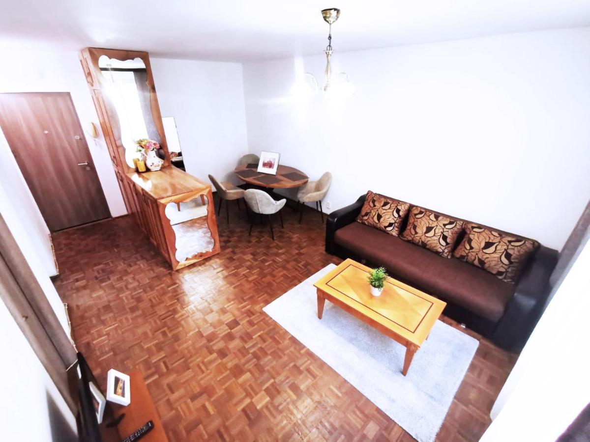 Apartment Cozy Sala Palatului Bucharest