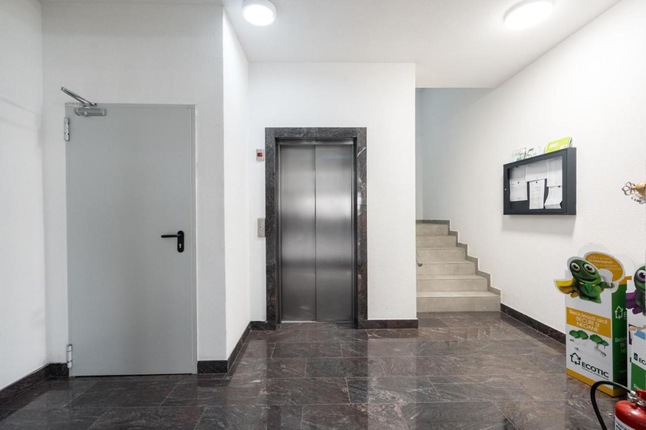 Escape-unirii Apartment