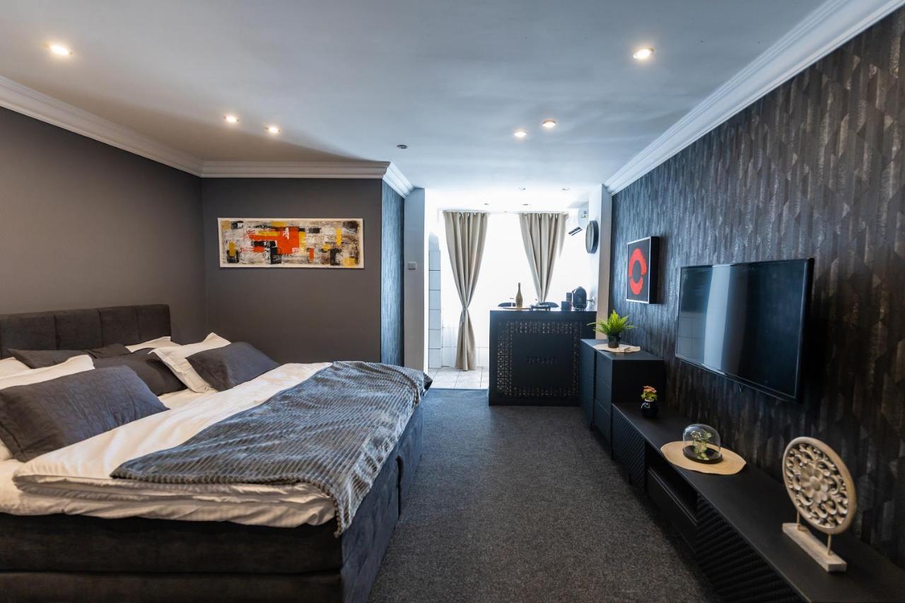 Apartament Royal *