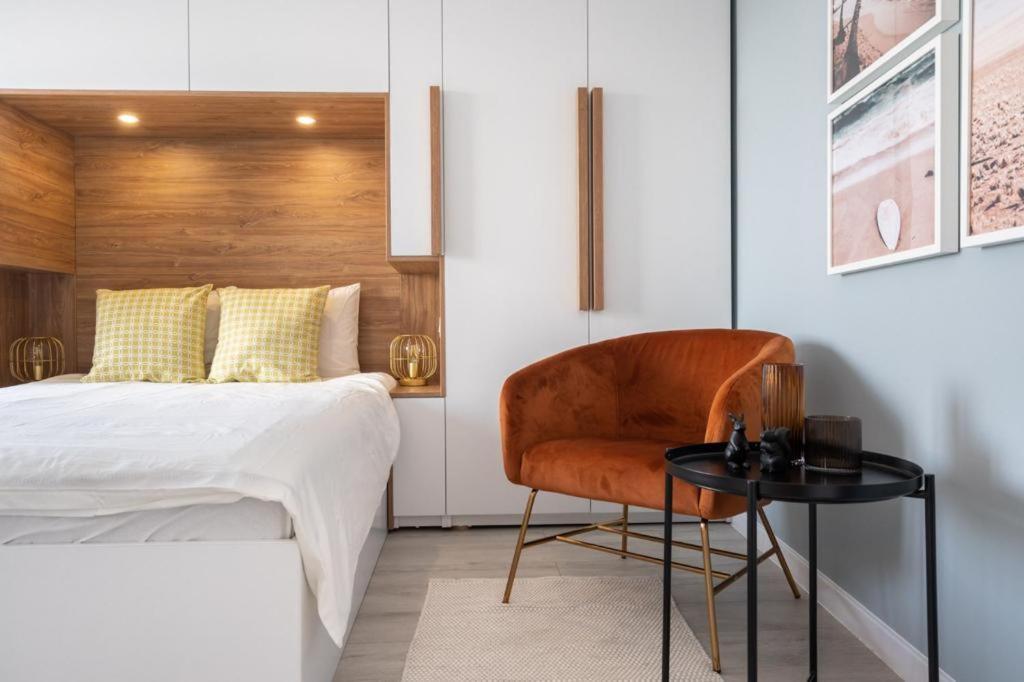 Piata Romana, Two Bedrooms