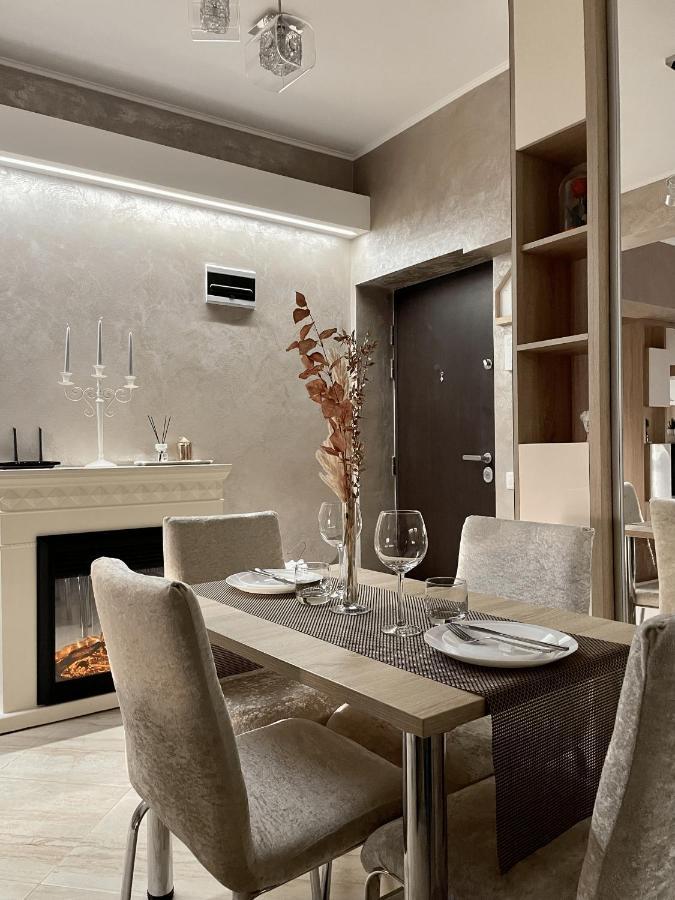 Apartment Away From - Dristor *
