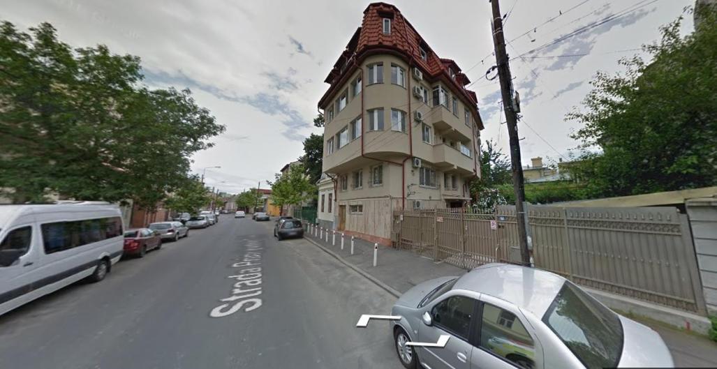 Rainbow Apartment